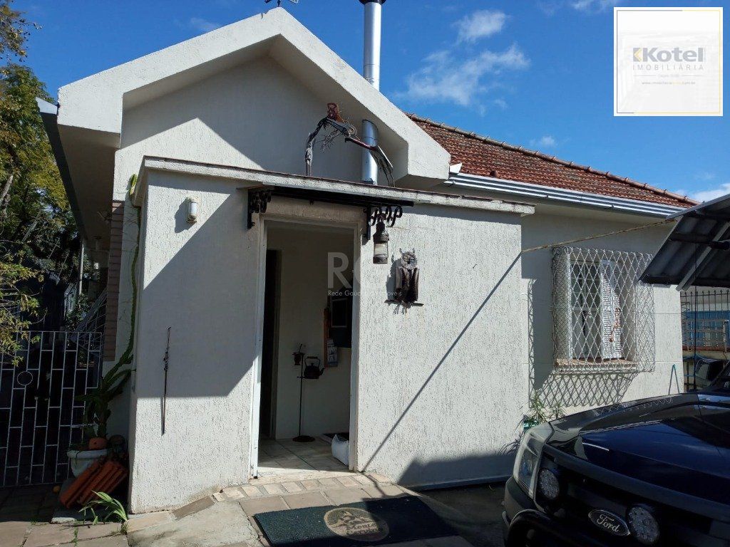 Casa para Venda - 384m², 3 dormitórios, sendo 1 suites, 3 vagas - Teresópolis — foto 4