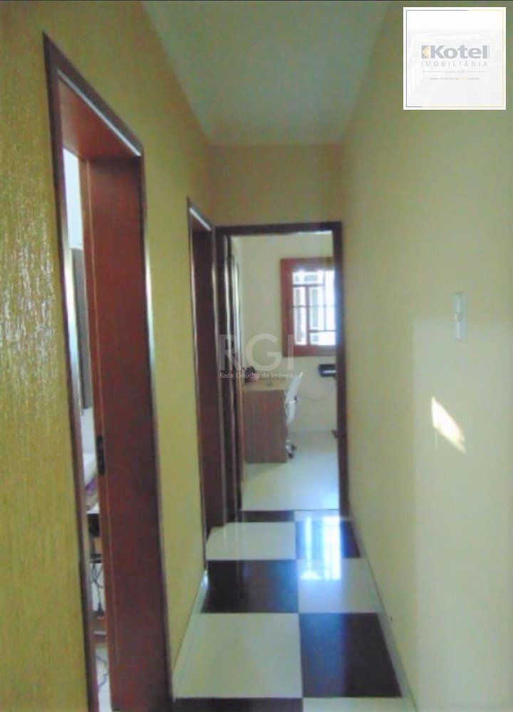 Casa para Venda - 166m², 3 dormitórios, sendo 1 suites, 4 vagas - Vila Márcia