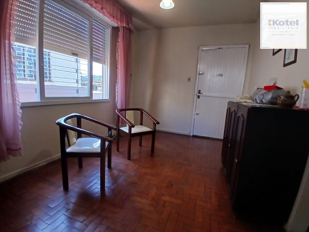 Casa com 03 dormitorios e amplo jardim no bairro Santa Tereza /RS — foto 5