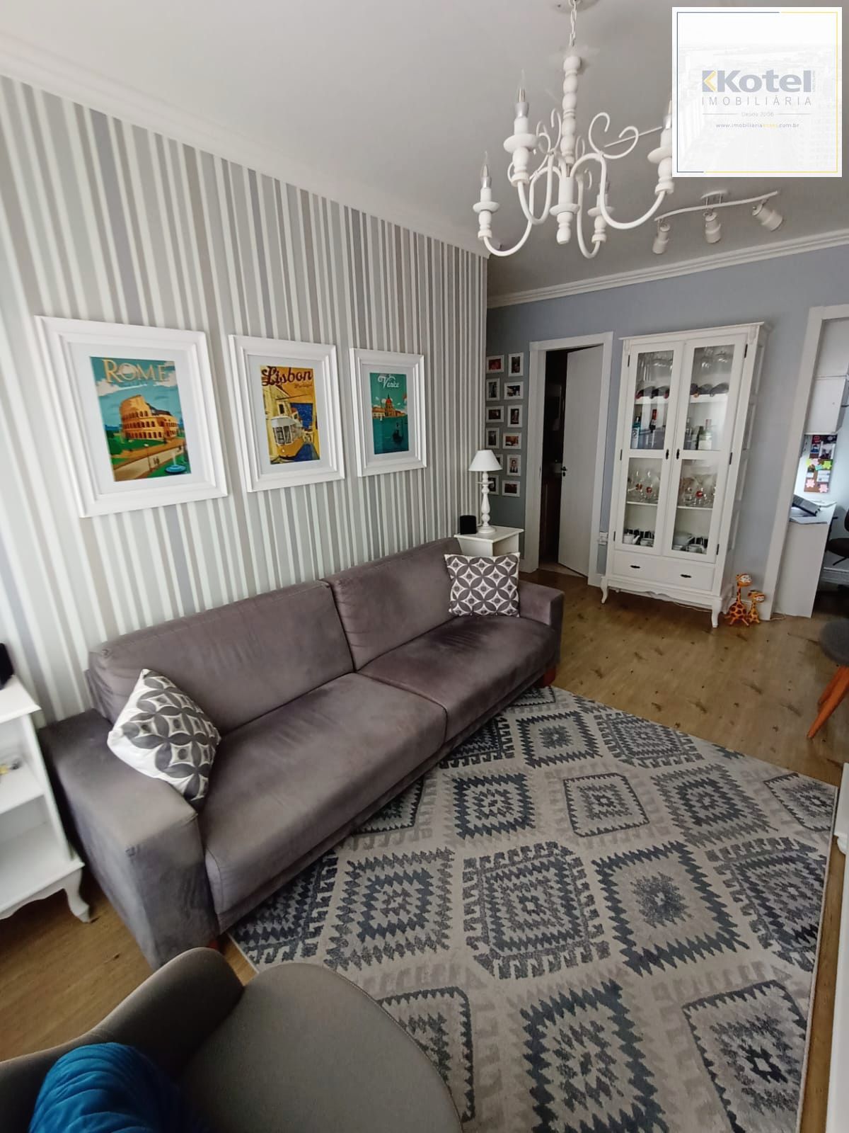 Apartamento com 2 quartos e 69m² à venda em Jardim Planalto, Porto Alegre. — foto 2