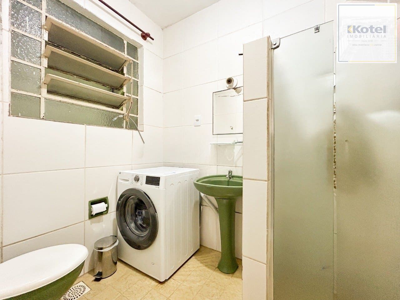 Apartamento de 2 dormitorios à venda em Santa Cecília - Porto Alegre