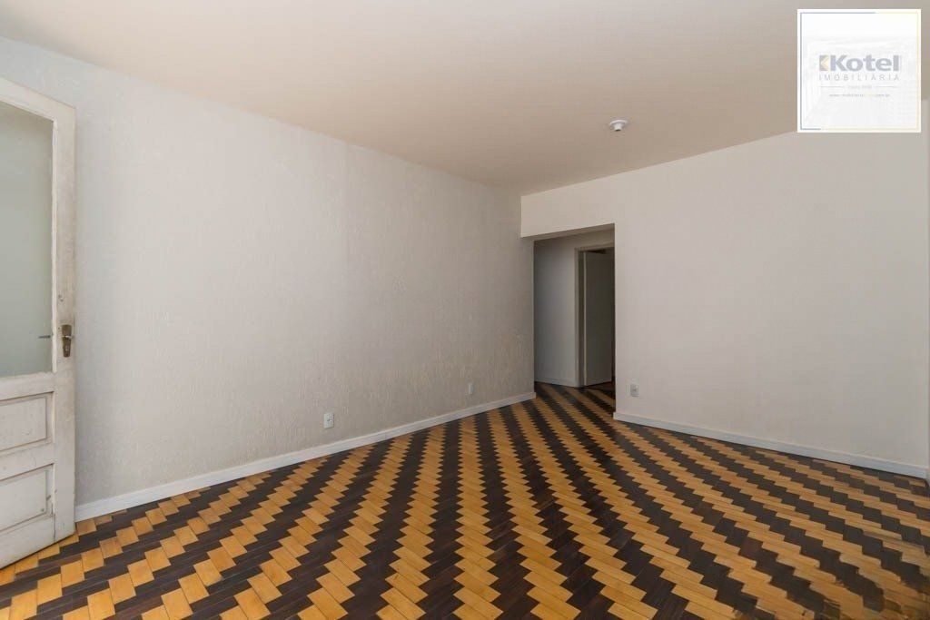 Apartamento com 1 dormitório à venda em Centro Histórico, Porto Alegre.