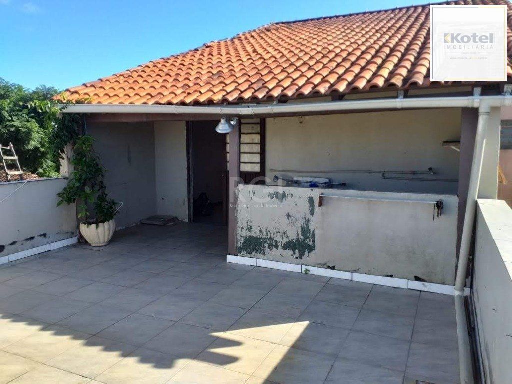 Casa para Venda - 200m², 6 dormitórios, 4 vagas - Tristeza — foto 4