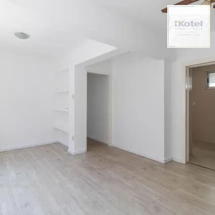 Apartamento com 2 dormitorios à venda no Bairro Partenon