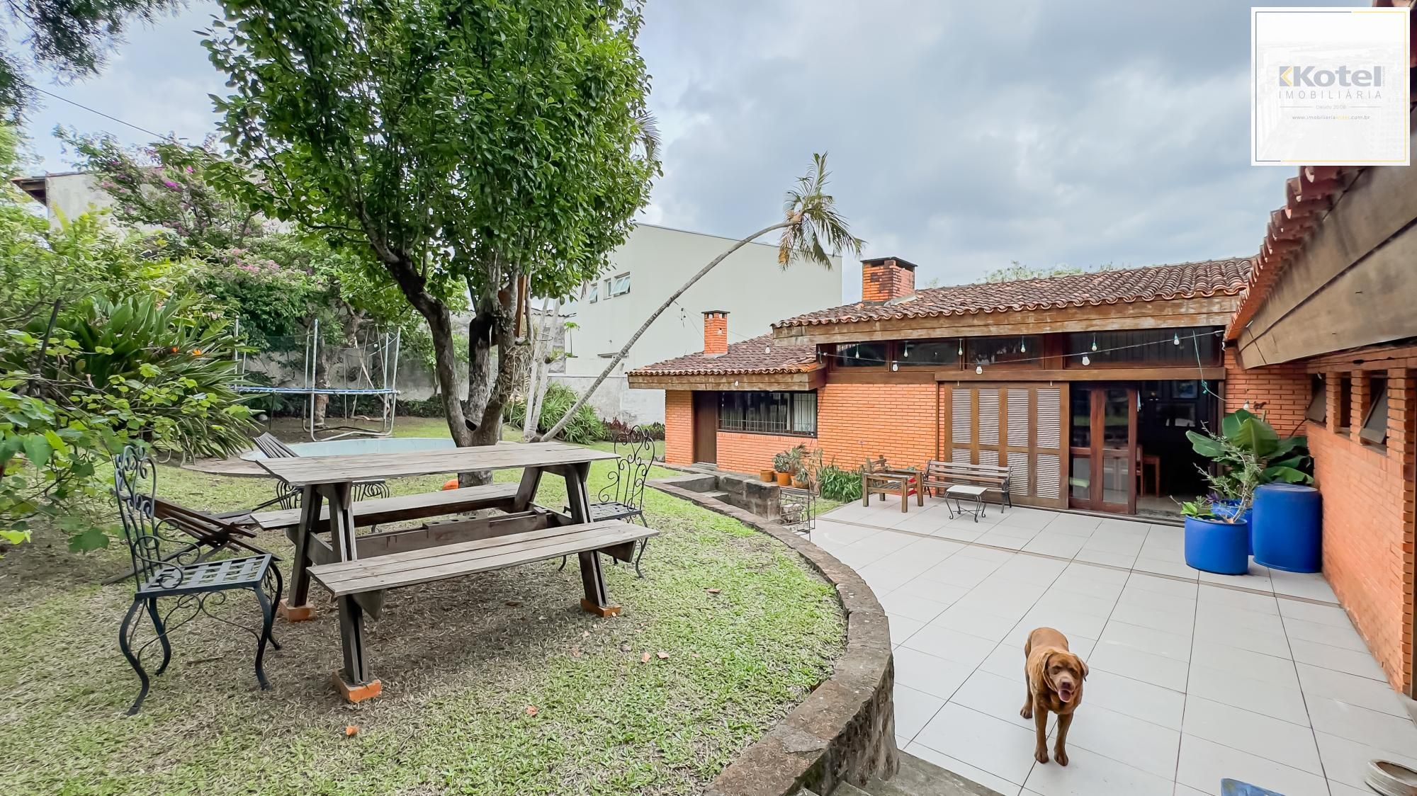 Casa com 3 quartos e 313m² à venda em Chácara das Pedras, Porto Alegre. Rua Joao Paetzel, Chácara Das Pedras, Porto Alegre — foto 4
