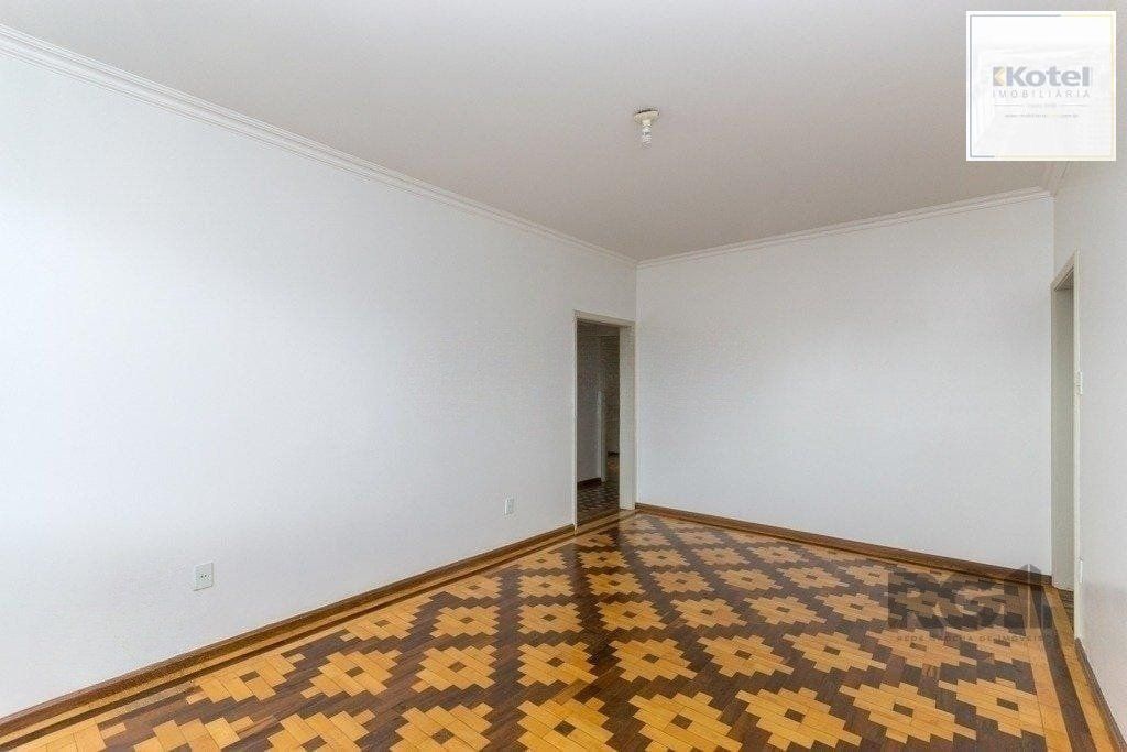 Excelente apartamento de 126m² com 3 dormitórios e sacada.
