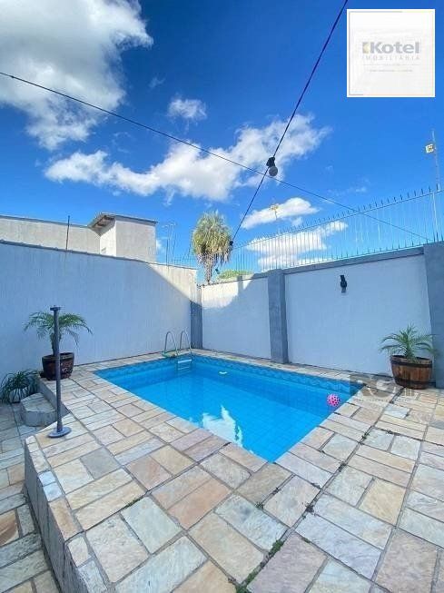 Excelente casa de 300m² com 4 dormitórios no bairro Sarandi. — foto 3