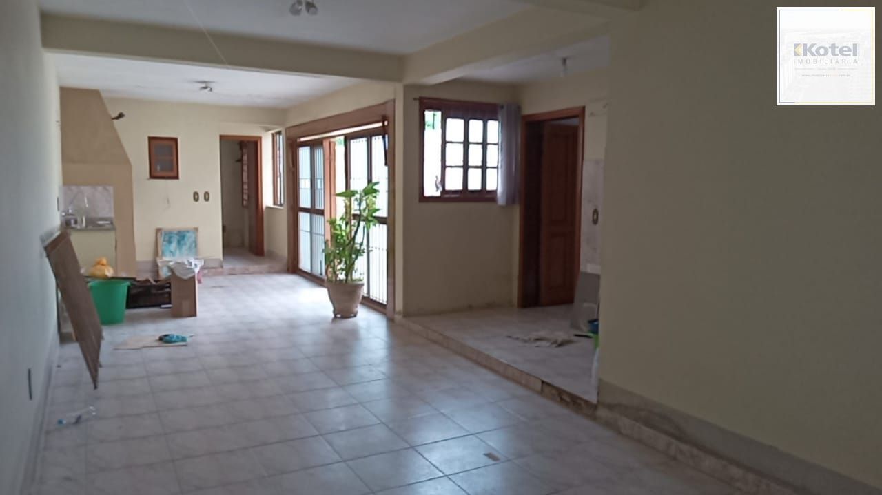 Casa 03 dormitórios, com páteo — foto 4