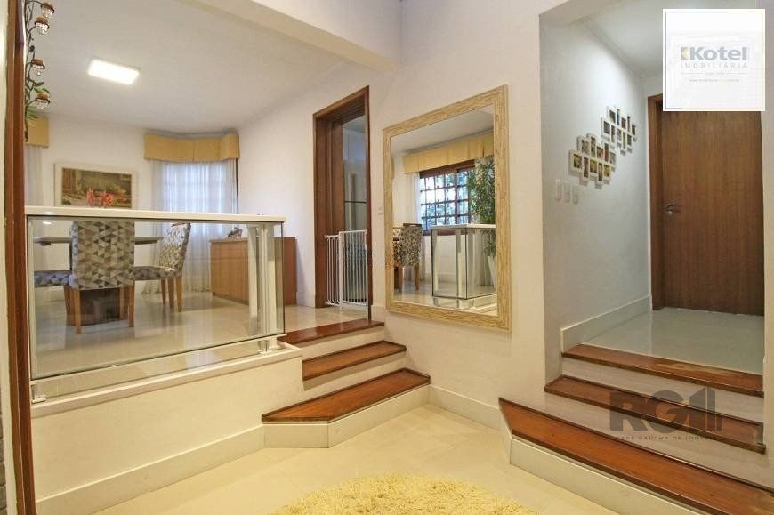 Casa 245m² - 3 dormitórios, 4 vagas no bairro Cavalhada — foto 4
