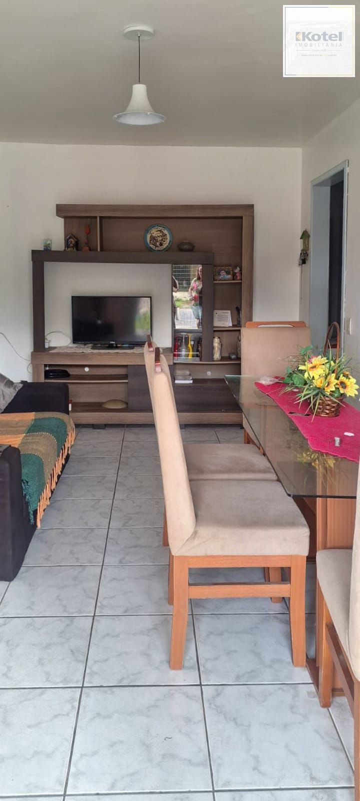 Casa no centro de Tramandaí com 3 dorm, 2 banh + edícula completa, garagem 2 carros com churrasqueira, próxima à Av. Fernandes Bastos. — foto 3