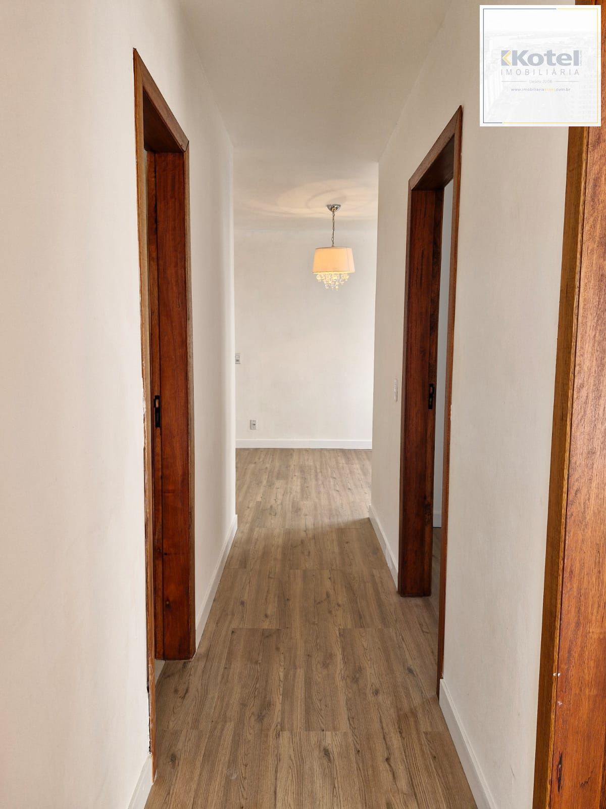 Apartamento 3 dormitórios na rua Corronel Massot, Cristal. — foto 4