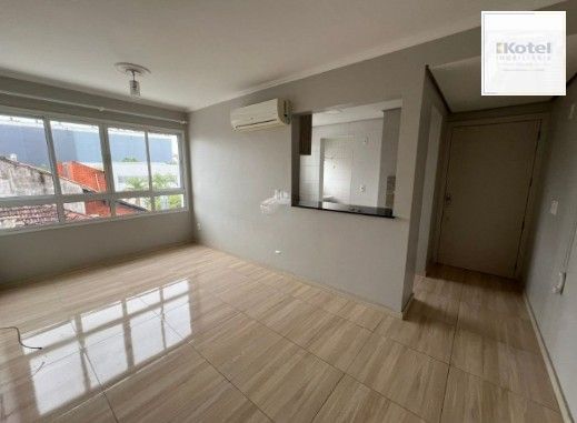Apartamento de 02 dormitórios com suite no bairro Menino Deus