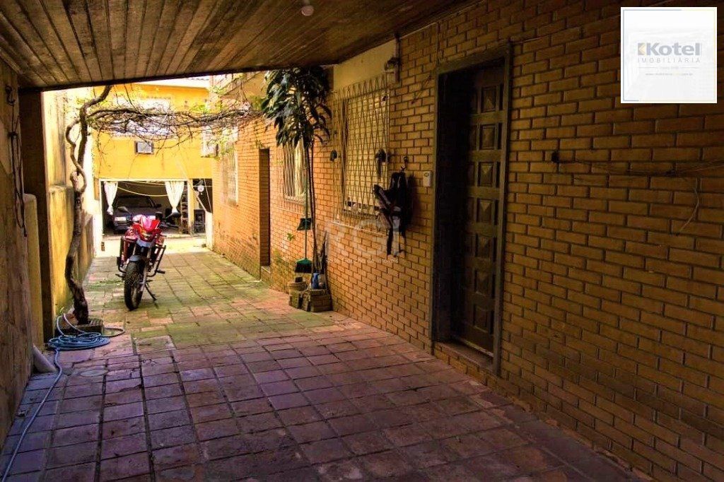 Casa para Venda - 287m², 3 dormitórios, sendo 2 suites, 4 vagas - Nonoai — foto 3