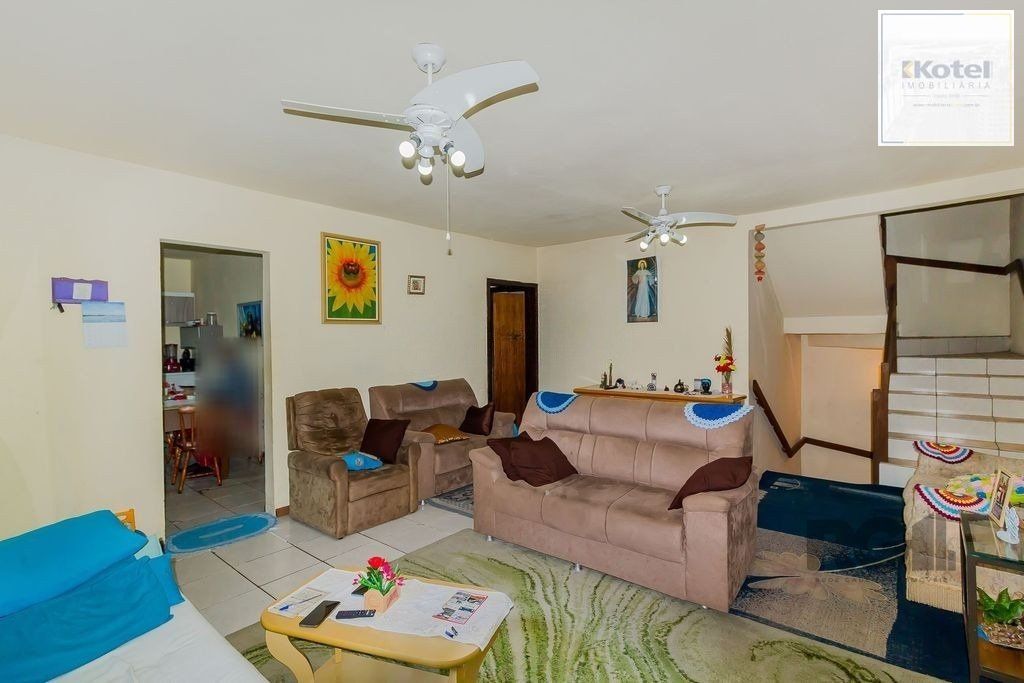 Casa 242m² - 5 dormitórios, 6 vagas no bairro Cristo Redentor