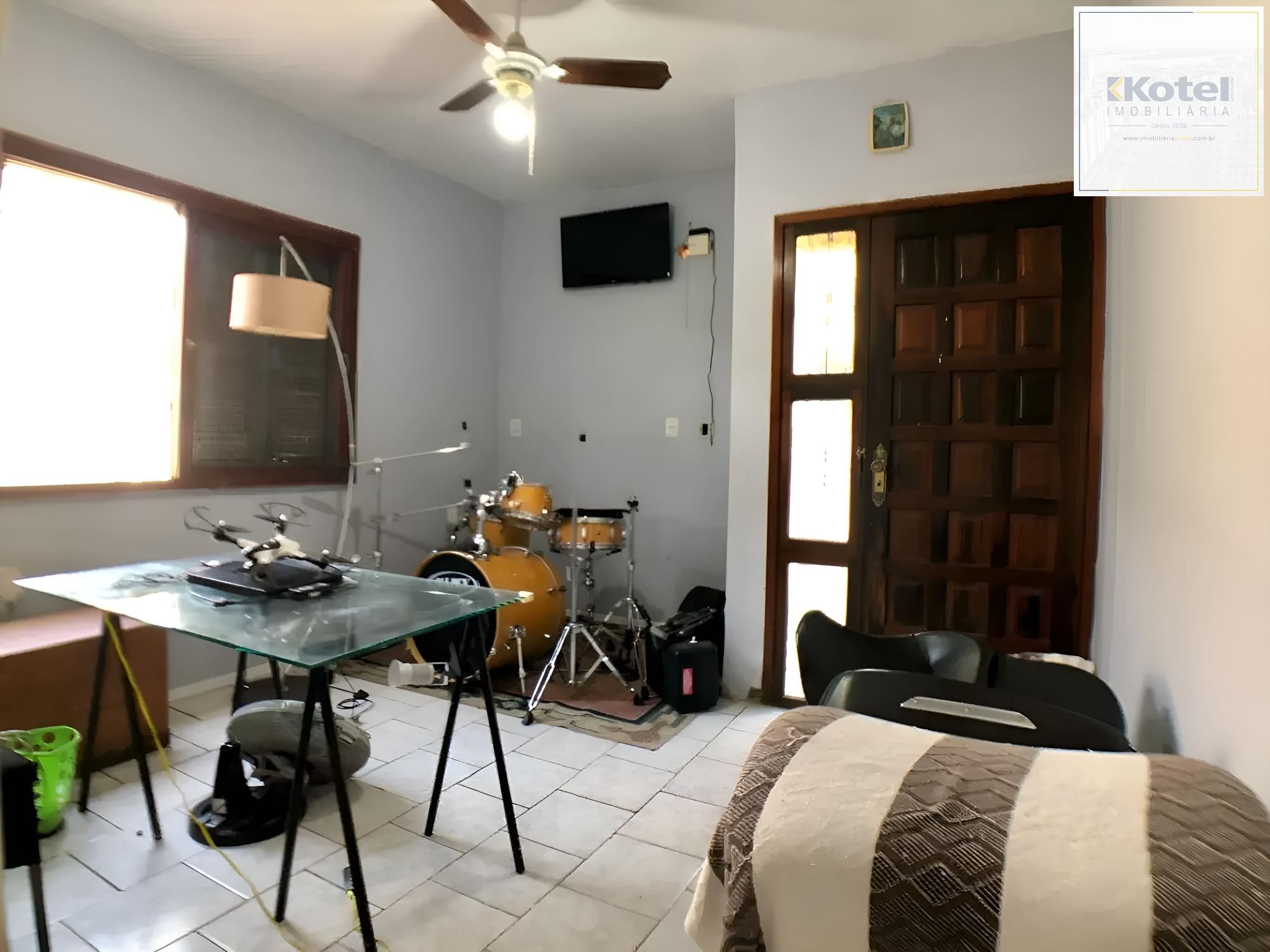 Casa com 2 dormitórios e 150m², no Bairro Jardim Sabará — foto 2