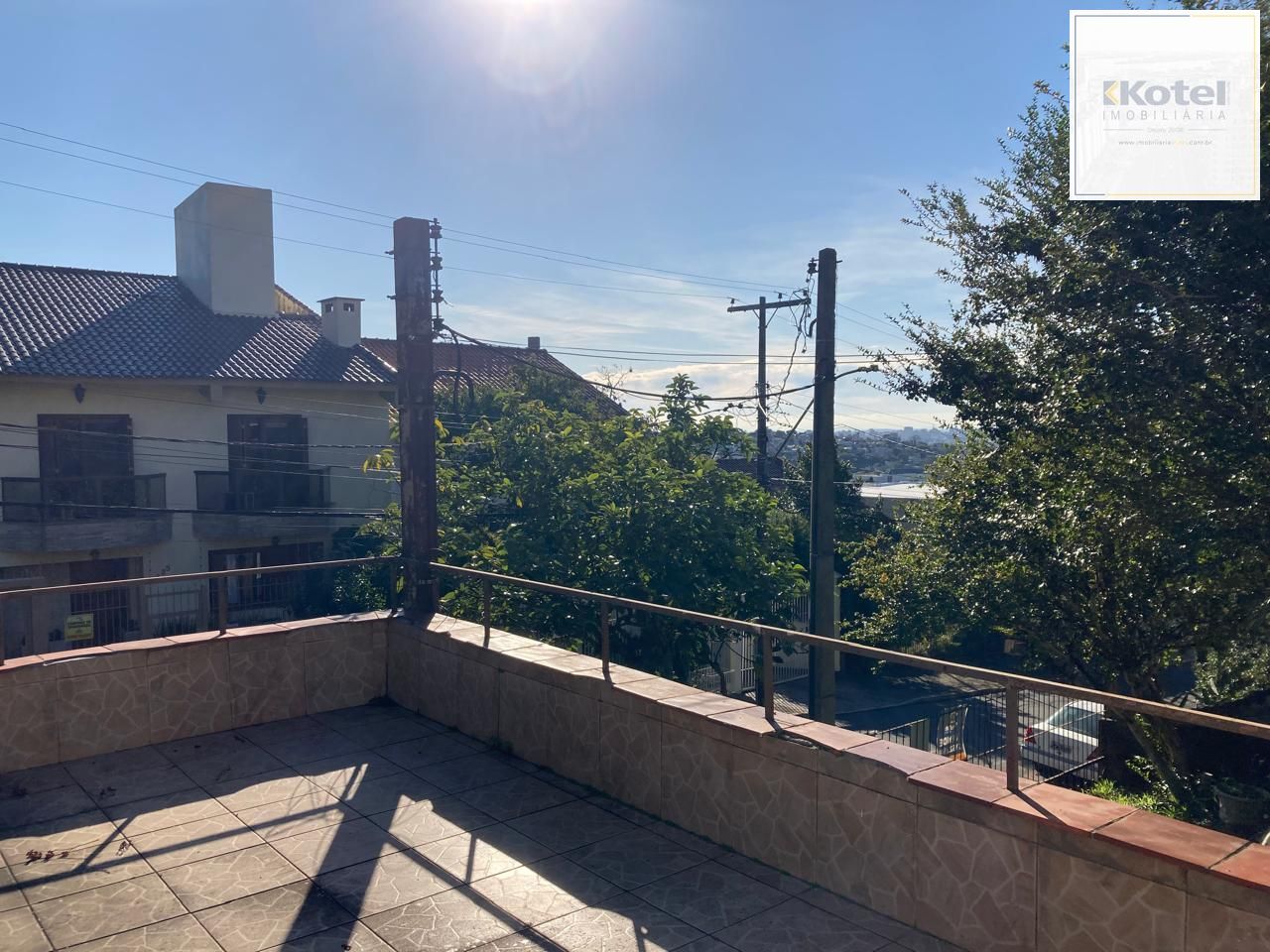 Casa 3 dormitórios, 3 banheiros, bairro Teresópolis. — foto 4