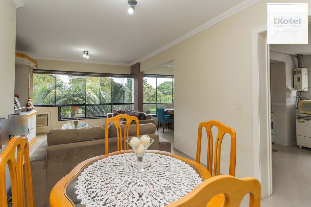 Apartamento de 3 dormitórios no bairro Jardim Itu Sabará - Porto Alegre