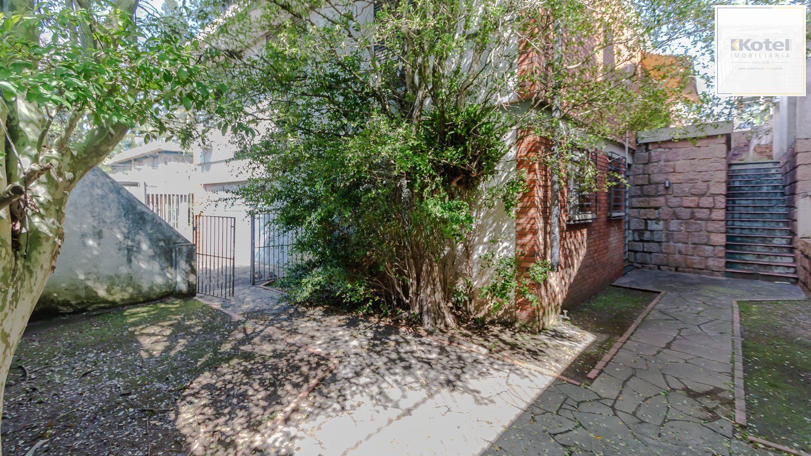 Casa com 3 dormitórios com 279.5m², no bairro Três Figueiras — foto 5