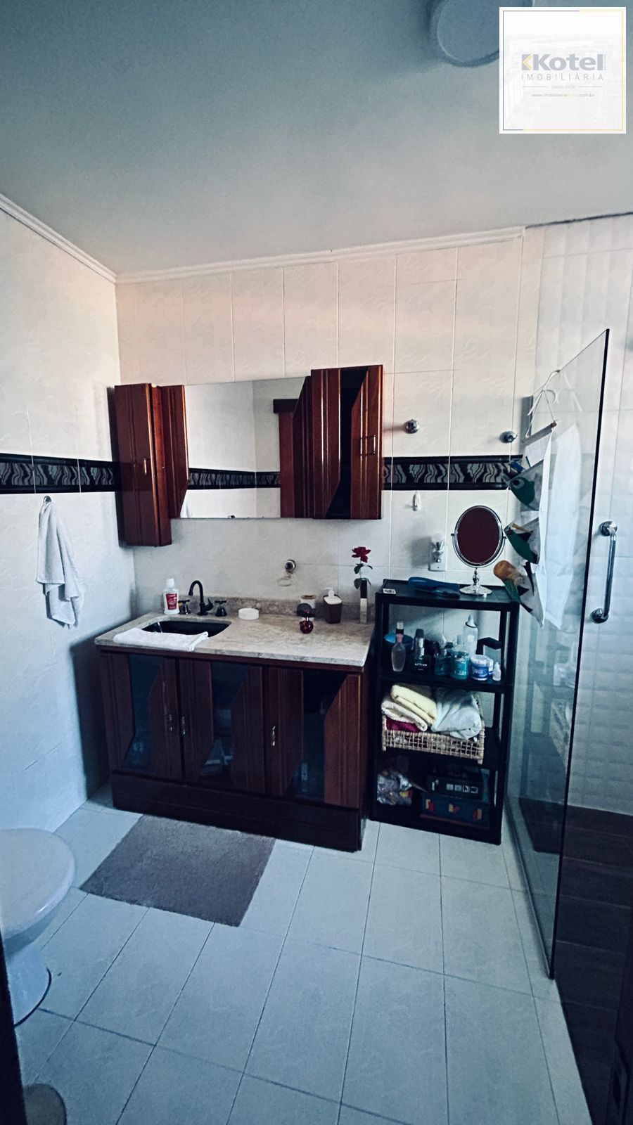 Casa com 2 dormitórios e edícula nos fundos no Bairro Nonoai — foto 5