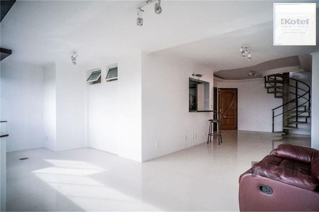 Excelente cobertura de 255m² com 3 dormitórios e 2 vagas. — foto 2