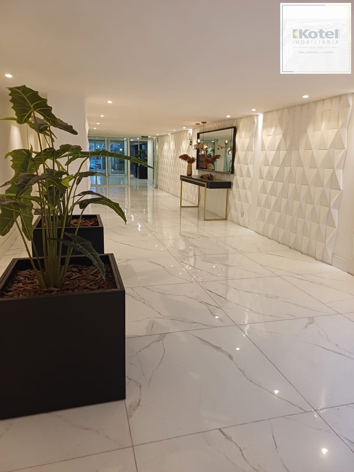 Amplo apartamento de 3 dormitórios com infra completa — foto 4