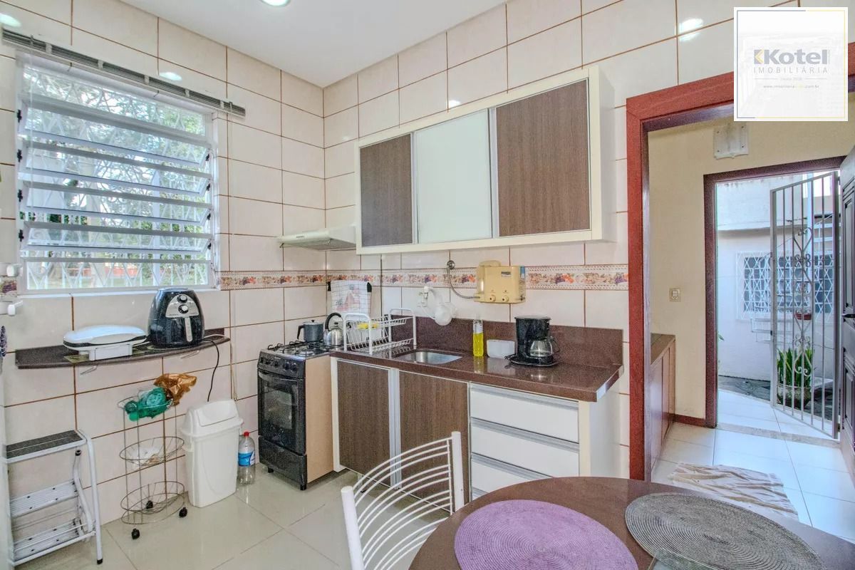 Casa à venda com 173m², 2 quartos e 3 vagas no bairro Vila Ipiranga- Porto Alegre/RS — foto 5