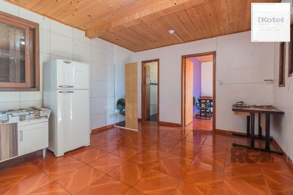 Casa com 4 dormitórios no bairro Santa Maria Goretti