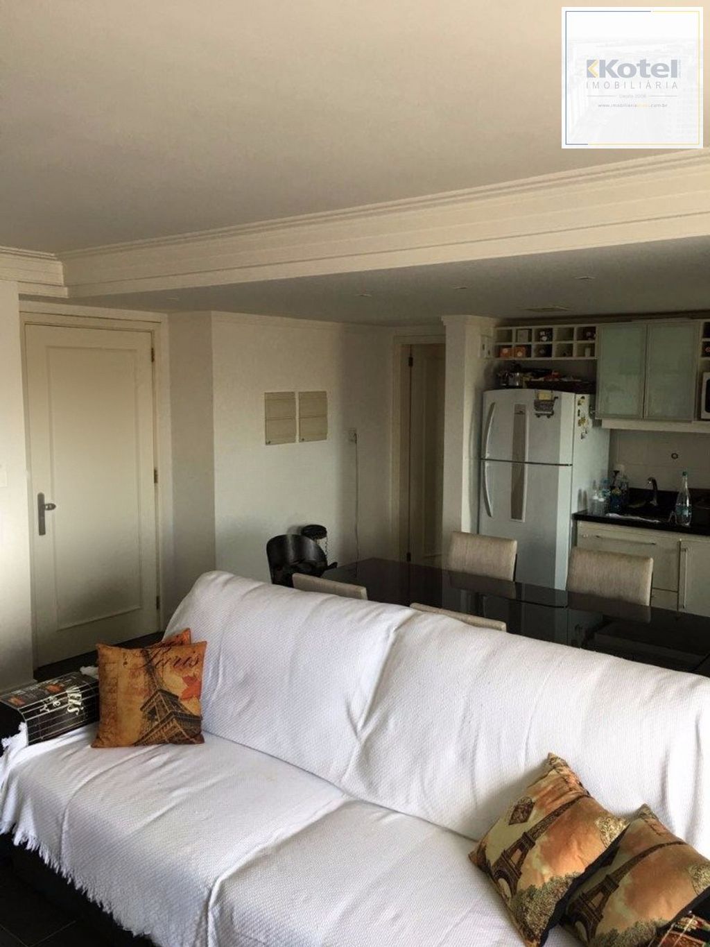 Apartamento de 3 dormitórios à venda no Bairro Jardim Sabará - Porto Alegre