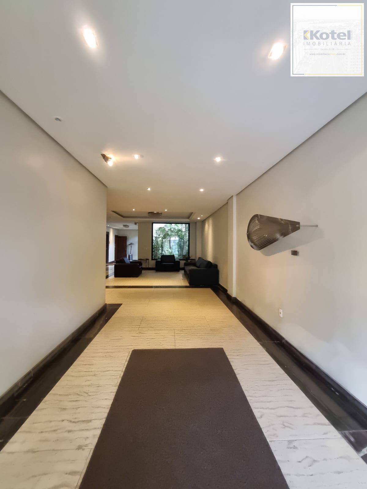 SALA COM VAGA A 200 M DO SHOPPING PRAIA DE BELAS