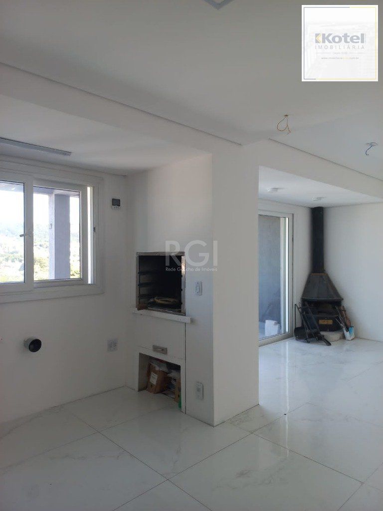 Casa para Venda - 377m², 4 dormitórios, sendo 2 suítes, 3 vagas - Teresópolis — foto 3