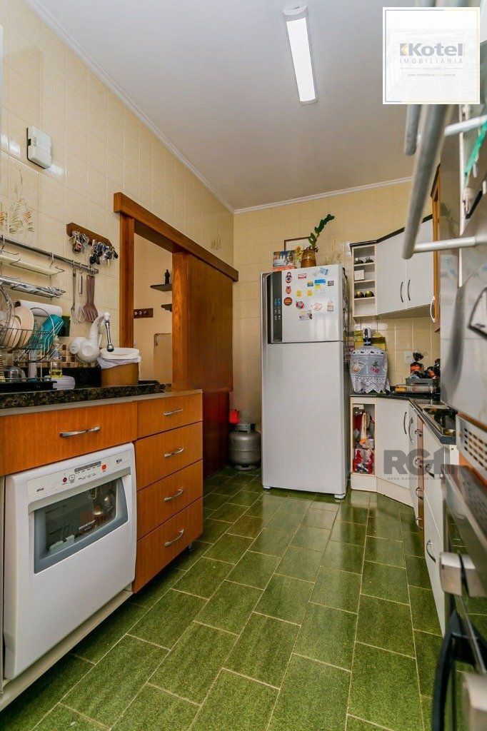 Apartamento 2 dormigtórios à venda Rua Teixeira de Freitas, Santo Antônio - Porto Alegre — foto 5