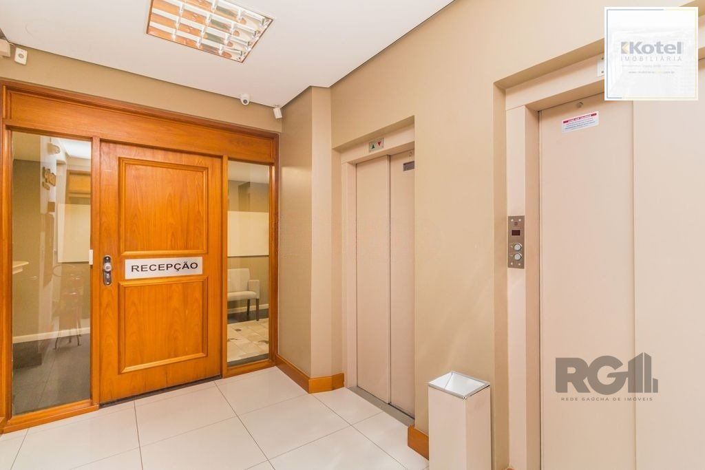Excelente sala comercial de 140m² no centro.