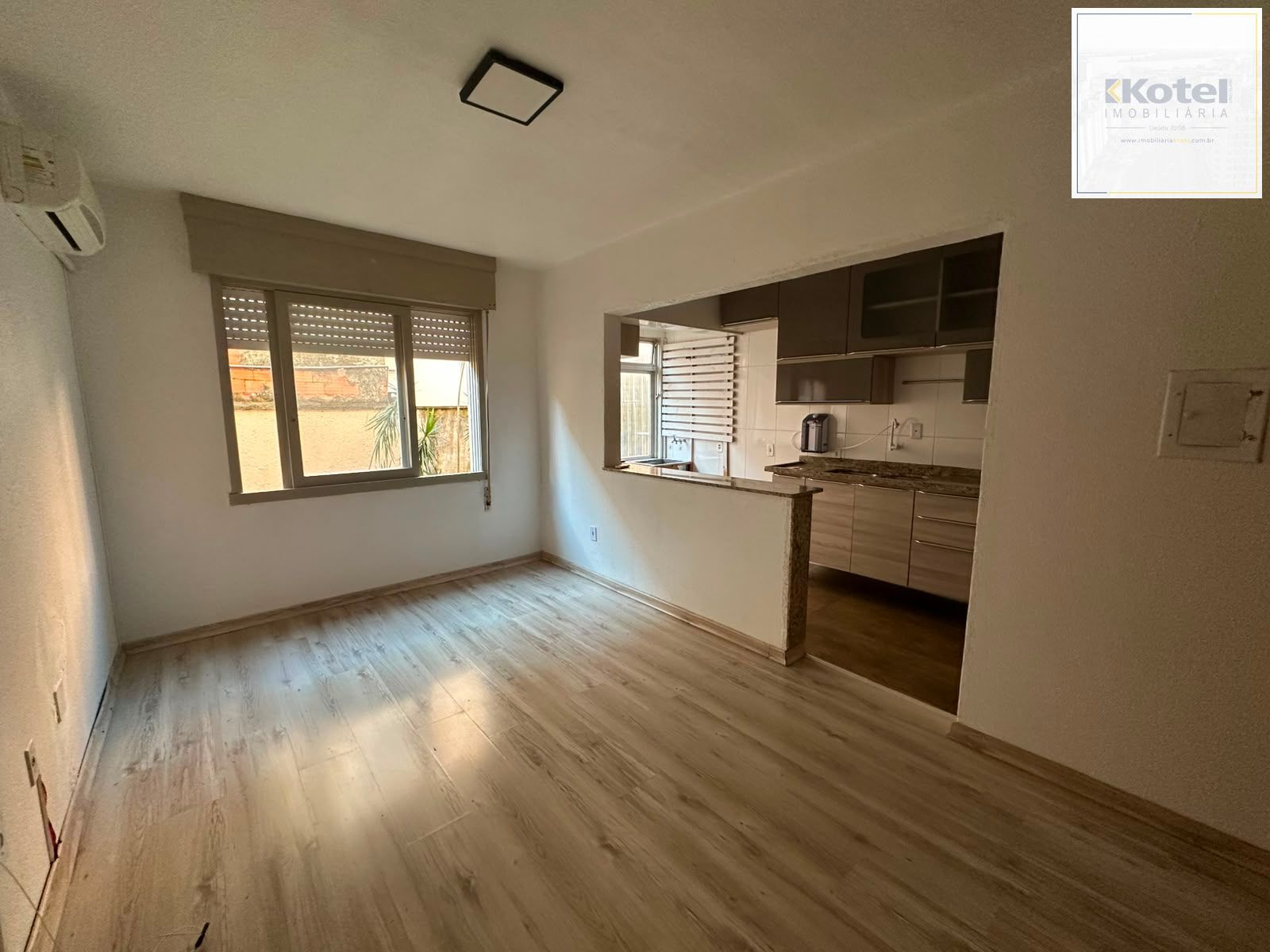Apartamento 1 dormitório no bairro Jardim do Salso em Porto Alegre para Alugar e Venda — foto 2
