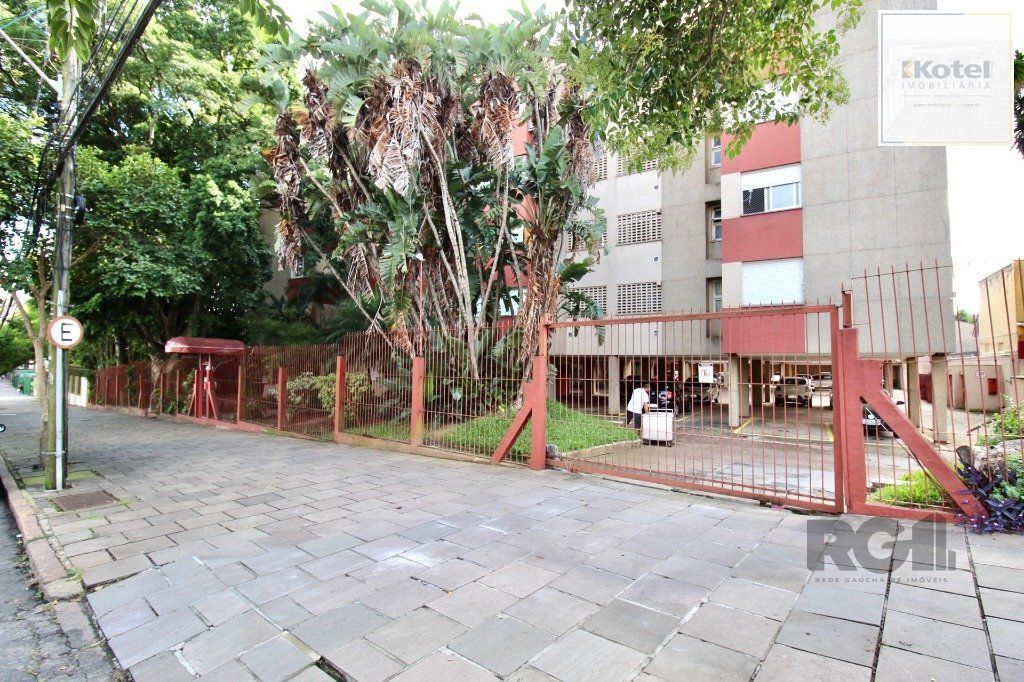 Apartamento para Locação/Aluguel - 67m², 2 dormitórios, 1 vaga - Teresópolis