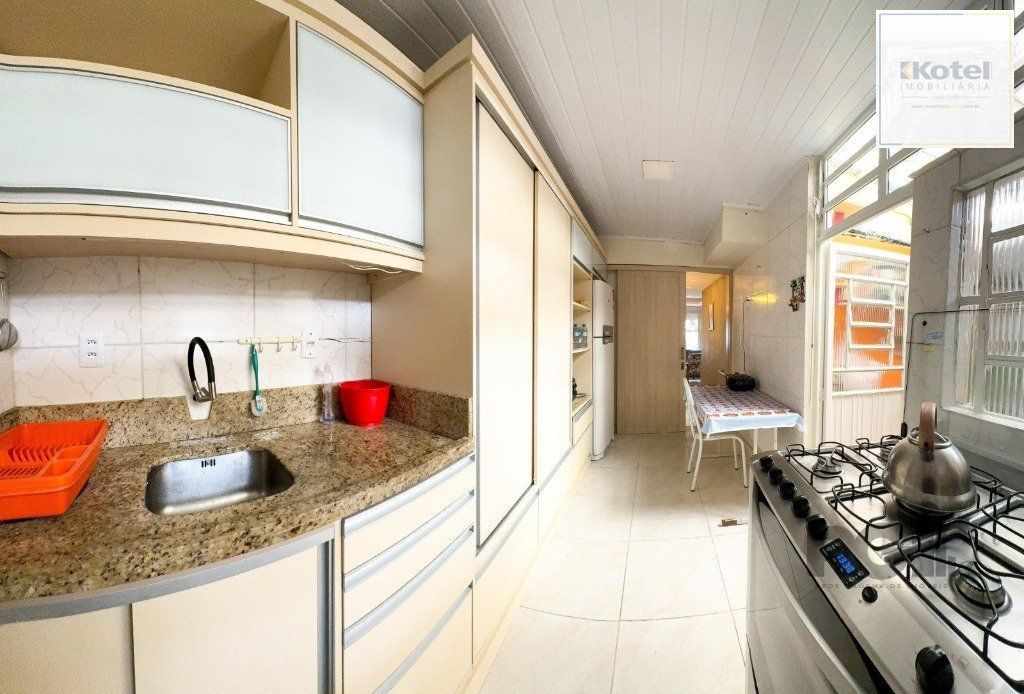 Apartamento de 115m², 3 dormitórios, 2 vagas no bairro Glória — foto 4