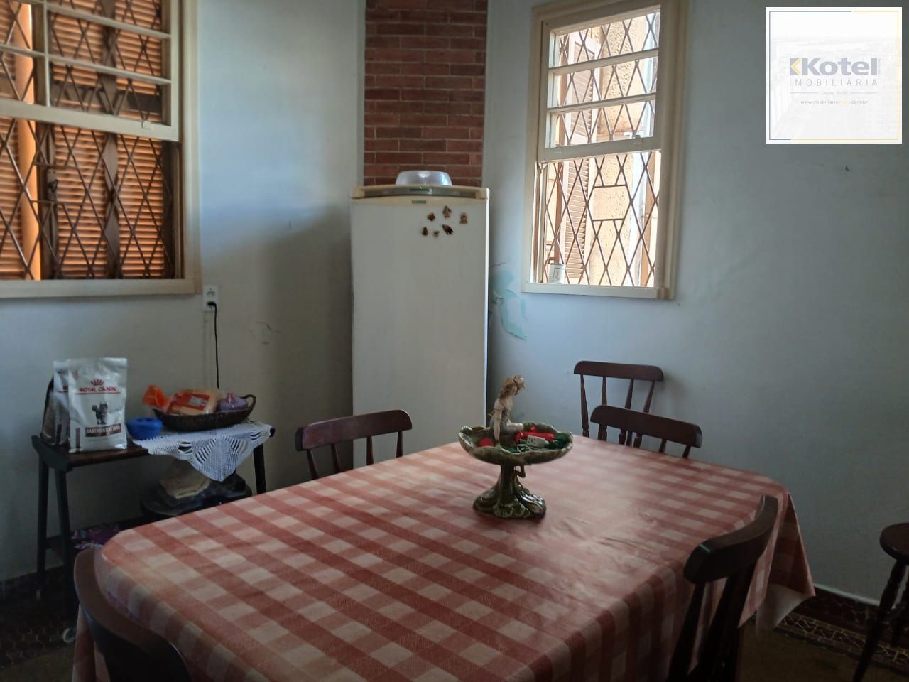 Terreno com casa no bairro Azenha- Porto Alegre/RS.