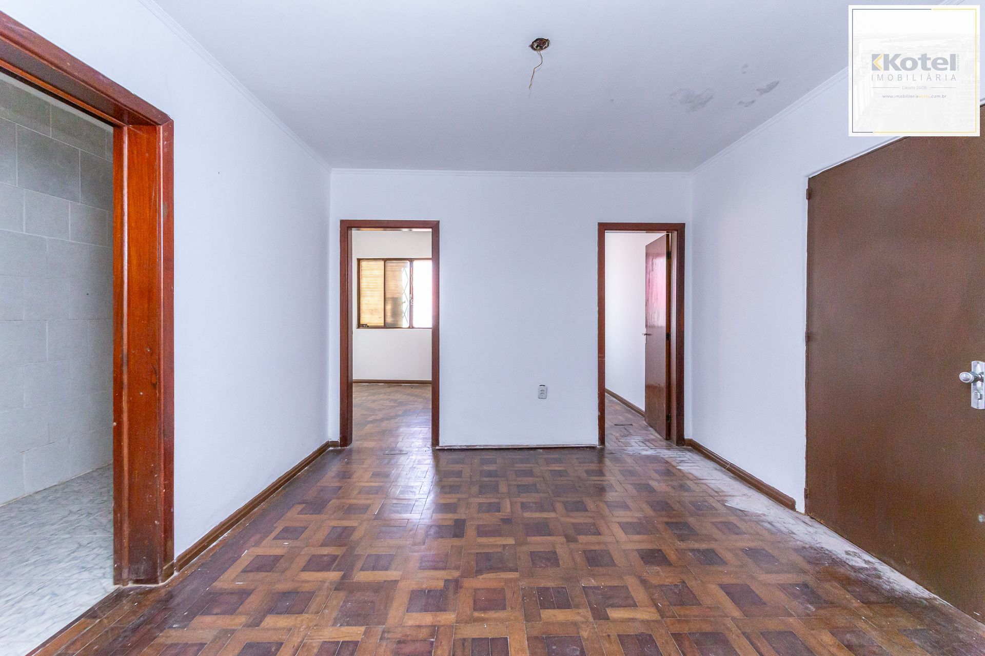 Apartamento com 2 quartos e 38m² à venda em Cidade Baixa, Porto Alegre.