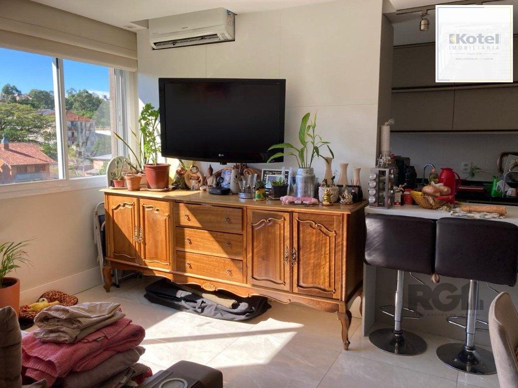 Apartamento de 2 quartos , suite ,  garagem em Condomínio Clube no bairro Teresópolis — foto 2