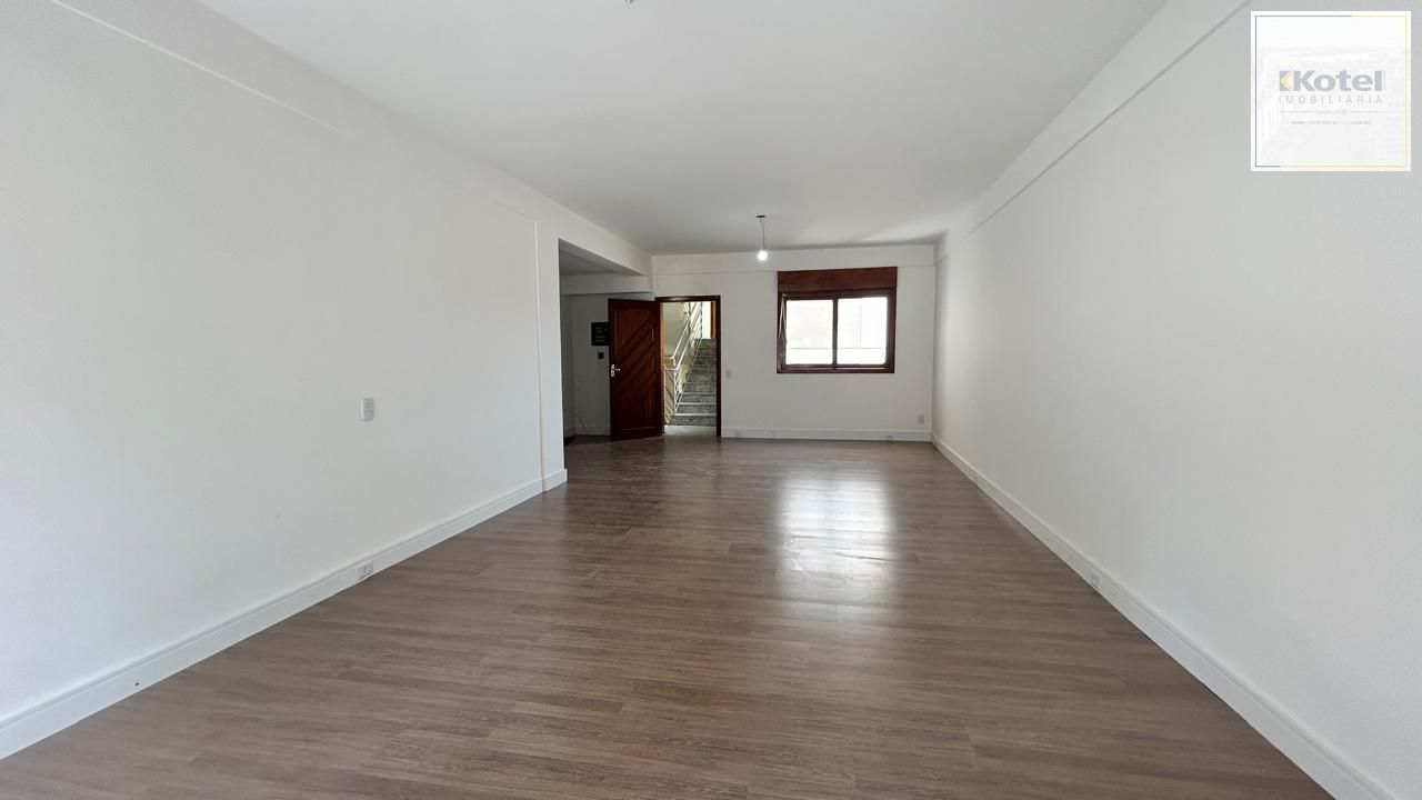 Apartamento 2 dormitórios no bairro Medianeira em Porto Alegre para Vender — foto 3