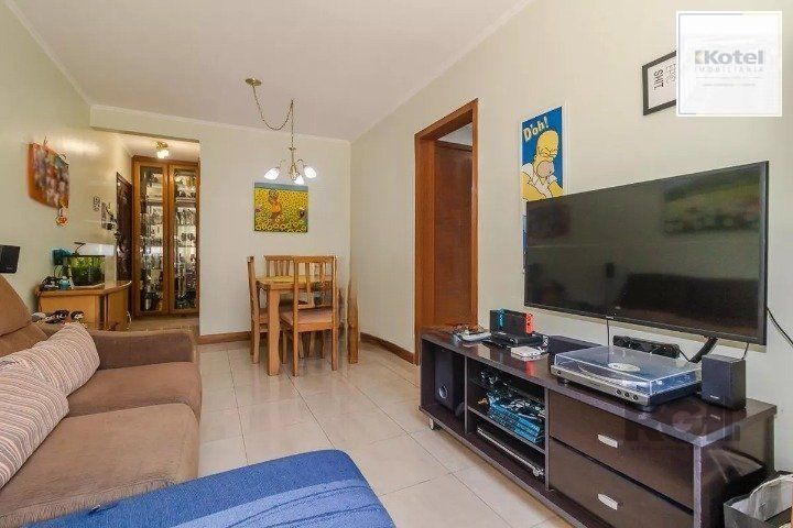Apartamento com 2 dormitórios reversível para 3, e condomínio com portaria 24h, salão de festas, quadra e playground. Próximo à Orla e BarraShopping. — foto 3