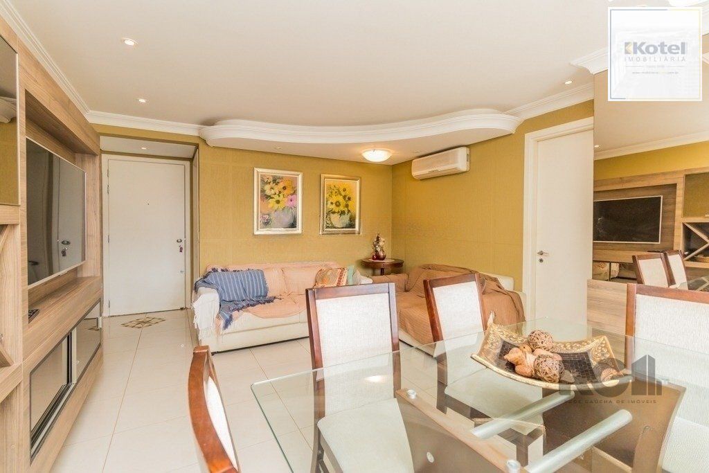 Apartamento 95m² - semi mobiliado, 3 dormitórios, 1 suíte e 2 vagas no bairro Passo da Areia