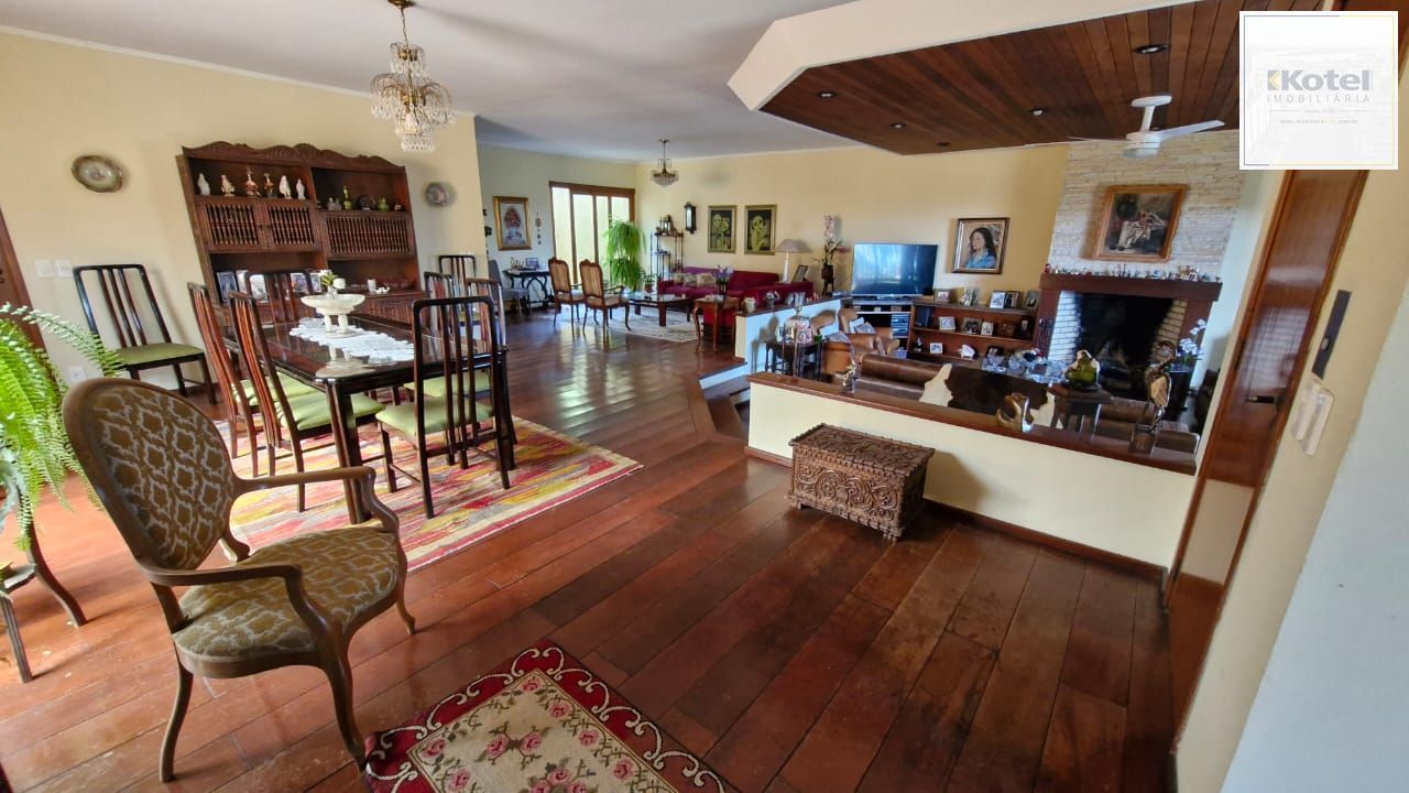 Casa de Cinema na Glória, com 500m² de área privada, 3 dormitórios, piscina, horta, lareira, elevador, gradeada 4 garagens — foto 4