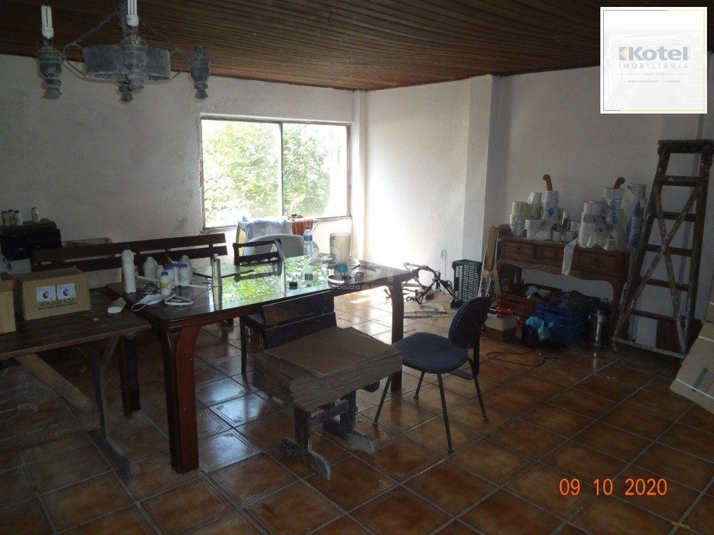 Casa para Venda - 250m², 3 dormitórios,  - Medianeira — foto 3