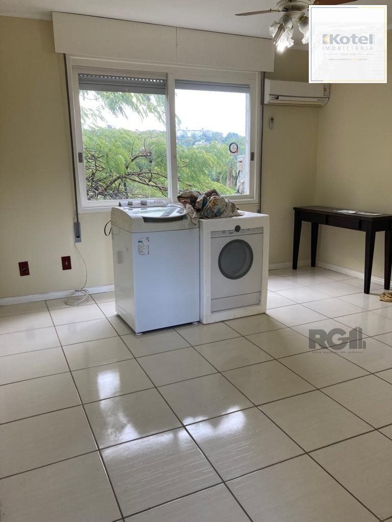 Apartamento de 2 dormitórios com 1 vaga no bairro Nonoai — foto 2