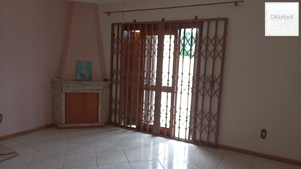 Casa 03 dormitórios, com páteo — foto 3