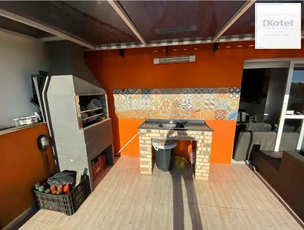 Casa 2 dormitórios à venda Rua Doutor Álvaro Furtado, Medianeira - Porto Alegre