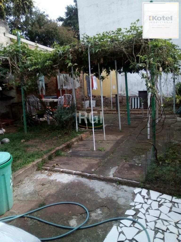 Casa para Venda - 300m², 2 dormitórios, 3 vagas - Teresópolis — foto 5