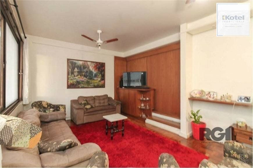 Casa de 285m² - 4 dormitórios, 4 vagas no bairro Bom Jesus — foto 5