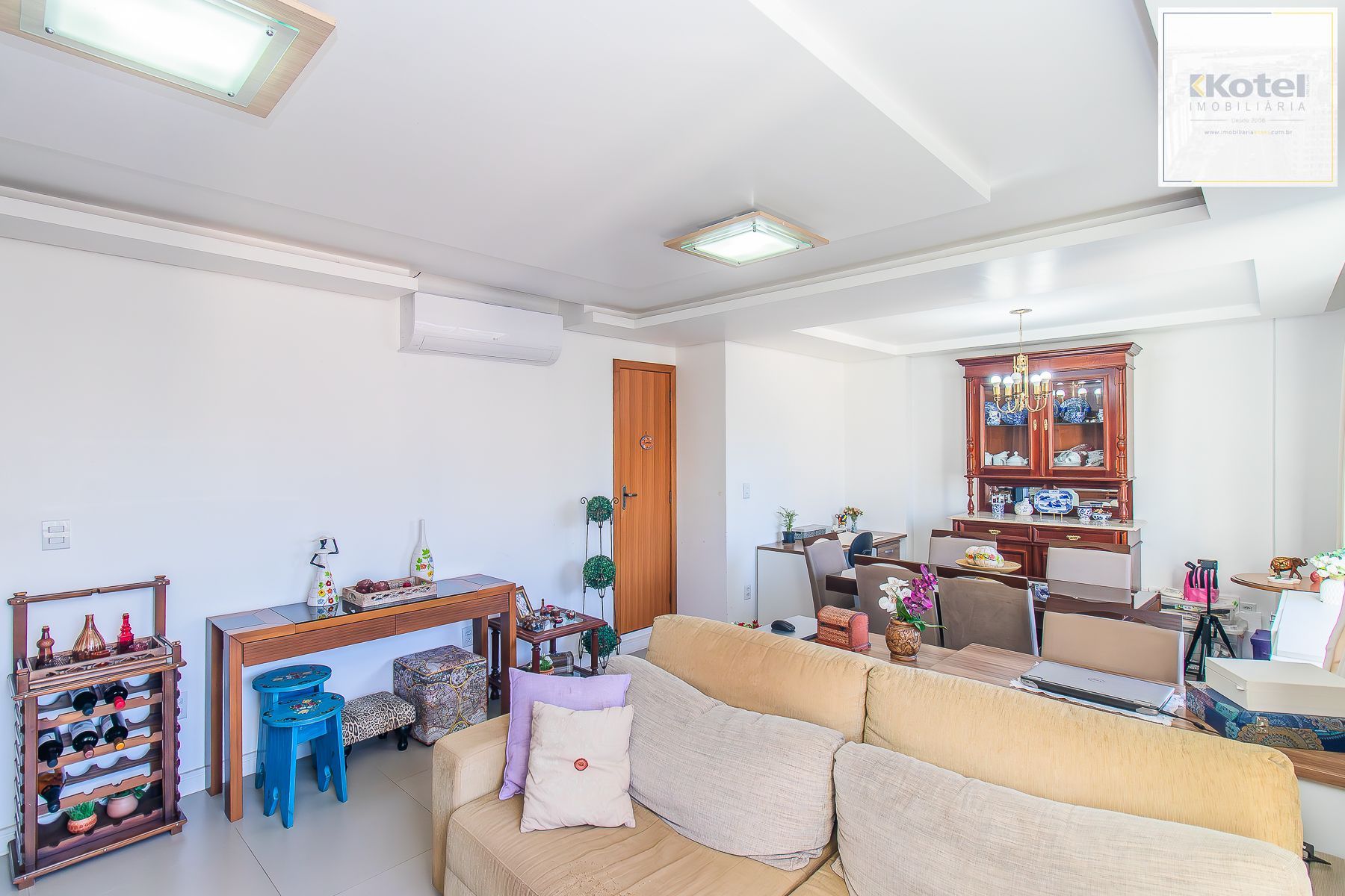 Apartamento para Venda - 103m², 3 dormitórios, sendo 1 suites, 1 vaga - Centro