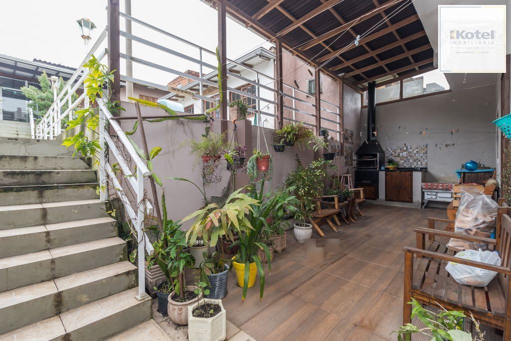 Casa de 6 dormitórios à venda Bairro Vila Nova - Porto Alegre — foto 4